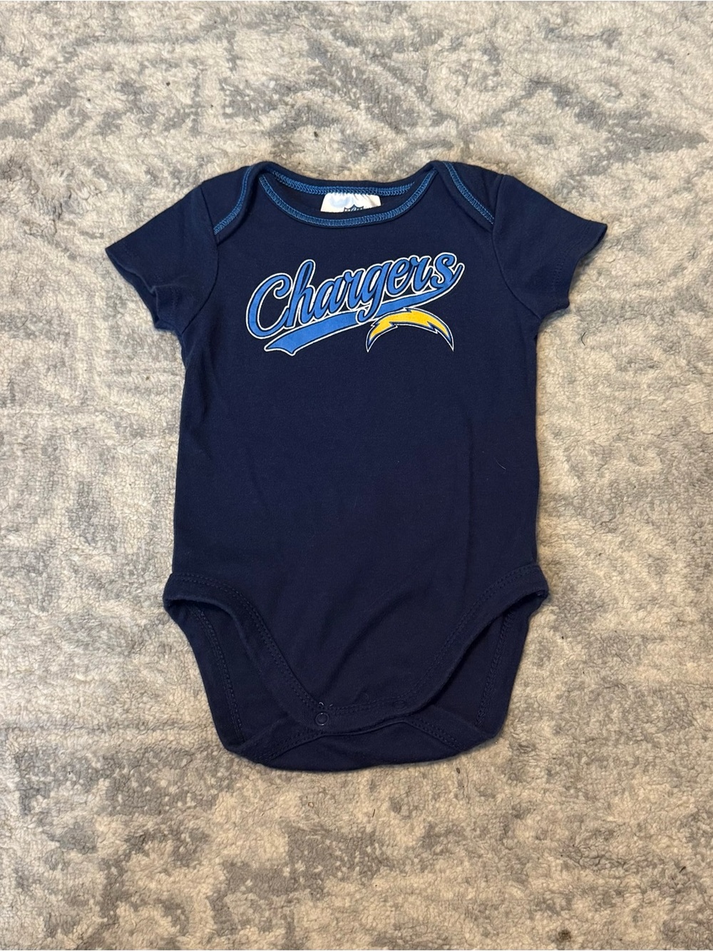 LA Chargers Baby Bodysuit 6–12M Navy NFL Lightning Bolt Onesie
